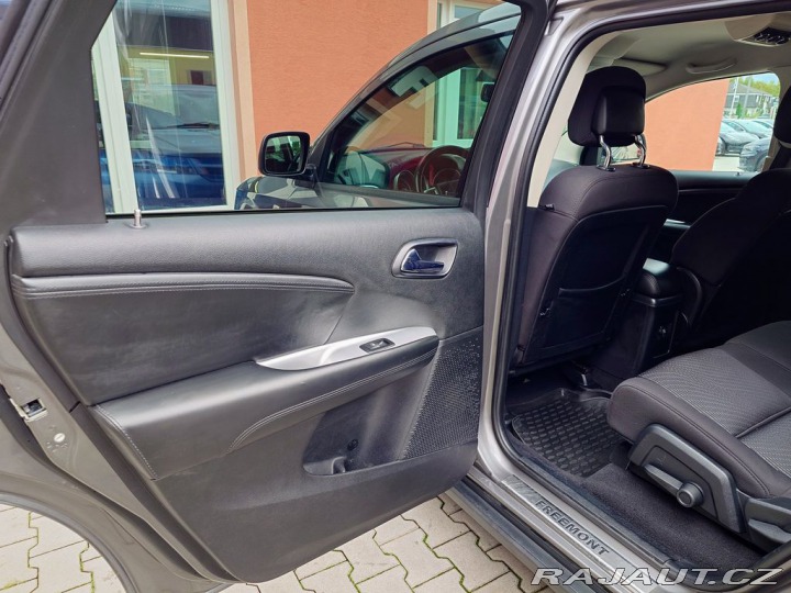 Fiat Freemont 2.0 Multijet Urban 125 kW 2012
