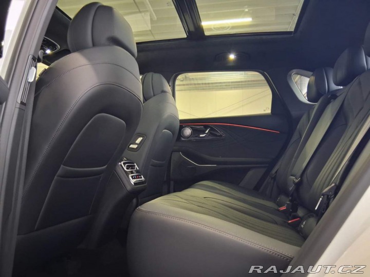 Ostatní značky Ostatní modely Omoda 9 Premium 1.5t GDI SHS AWD 2025