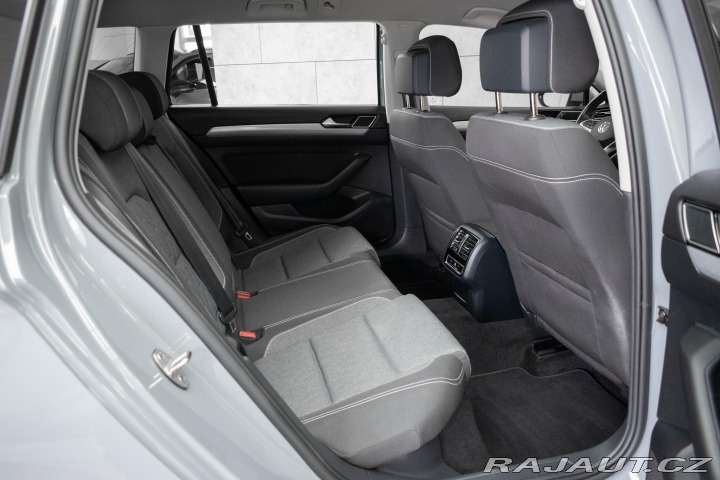 Volkswagen Passat 2.0 TDI REZERVACE 2023