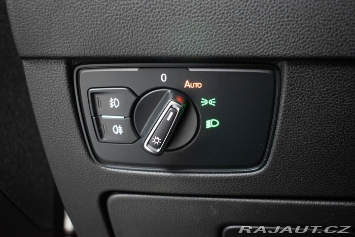 Volkswagen Passat 2.0 TDI REZERVACE 2023