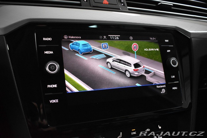 Volkswagen Passat 2.0 TDI REZERVACE 2023