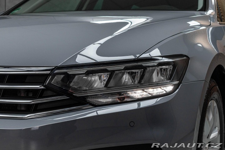 Volkswagen Passat 2.0 TDI REZERVACE 2023