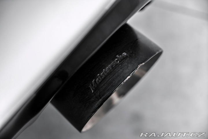 Jeep Grand Cherokee SRT 8 1800