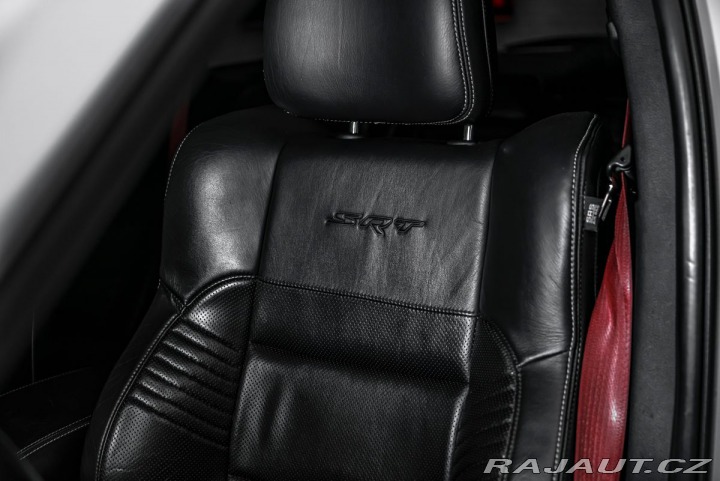 Jeep Grand Cherokee SRT 8 1800