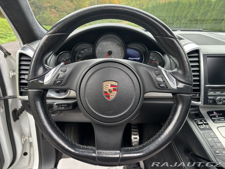 Porsche Cayenne S - 4.8 V8 294kw Servis K 2012