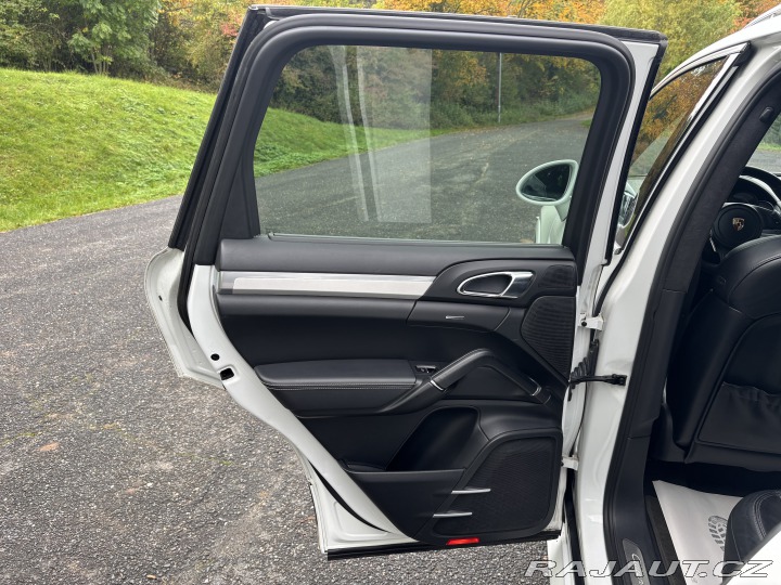 Porsche Cayenne S - 4.8 V8 294kw Servis K 2012