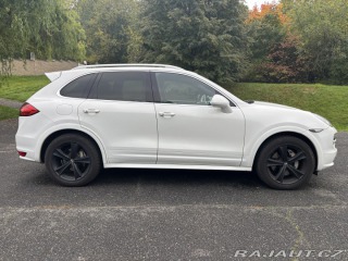 Porsche Cayenne S - 4.8 V8 294kw Servis K 2012