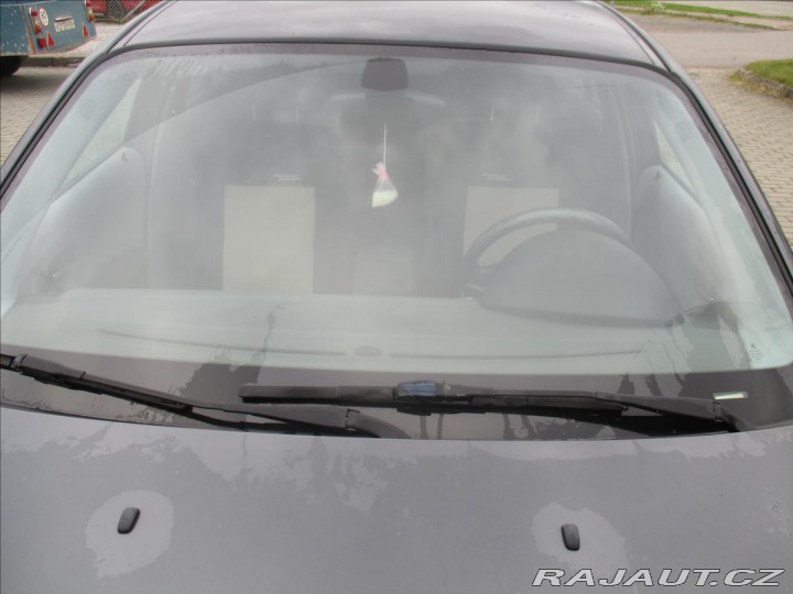 BMW 1 1,6 i 85kw bez koroze, po 2006
