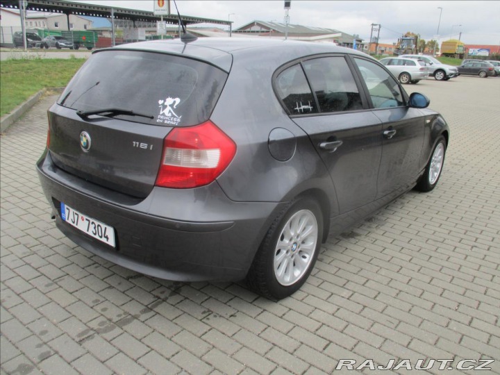 BMW 1 1,6 i 85kw bez koroze, po 2006