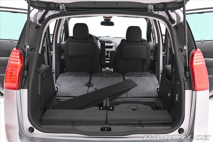 Peugeot 5008 1,6 HDi 84kW 7/míst PANOR 2014