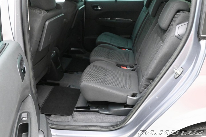Peugeot 5008 1,6 HDi 84kW 7/míst PANOR 2014