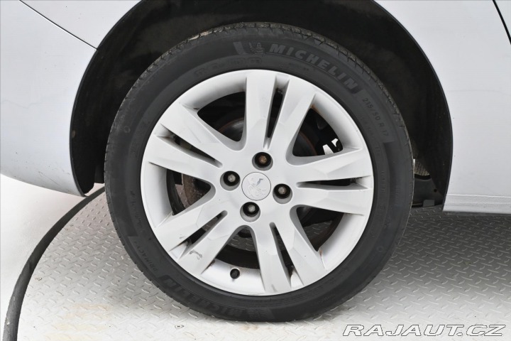 Peugeot 5008 1,6 HDi 84kW 7/míst PANOR 2014