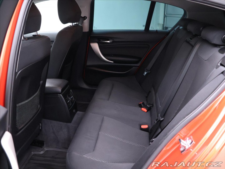 BMW 1 1,6 116i 100kW CZ Aut. Kl 2011