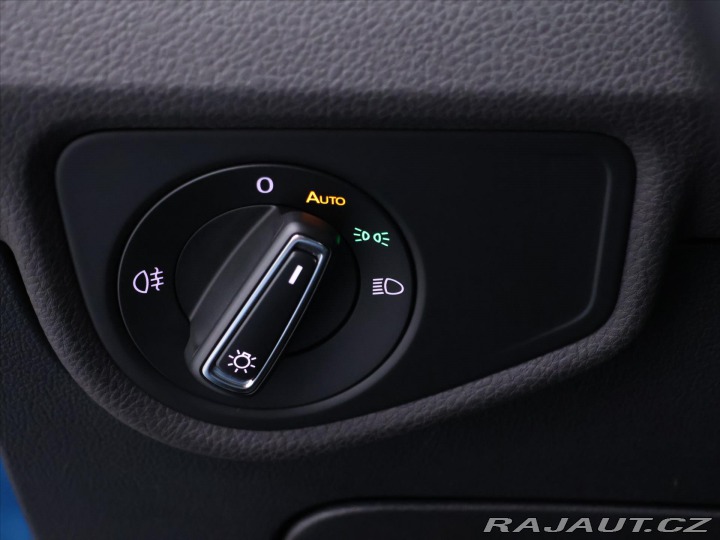 Volkswagen Touran 2,0 TDI 110kW CZ Comfortl 2020