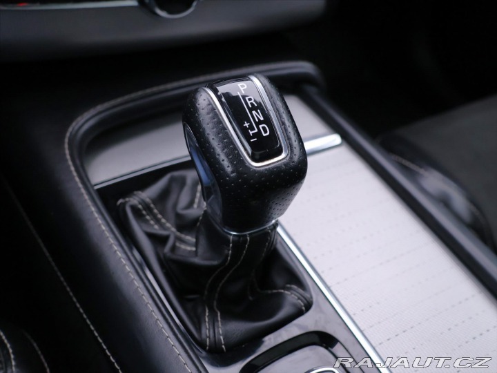 Volvo XC90 2,0 L 173kW D5 R-Design A 2018