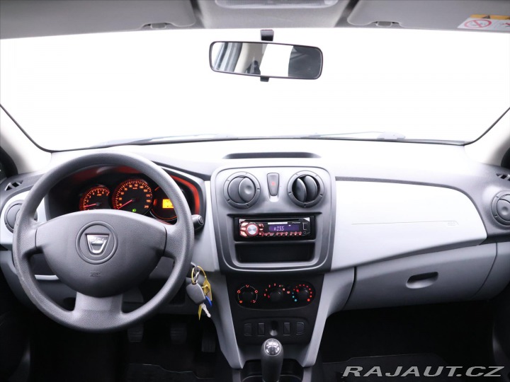 Dacia Logan 1,2 i 55kW CZ Tažné Serv. 2014