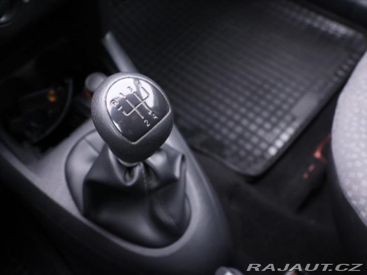 Renault Clio 1,2 1 Majitel STK 01/2027 2007