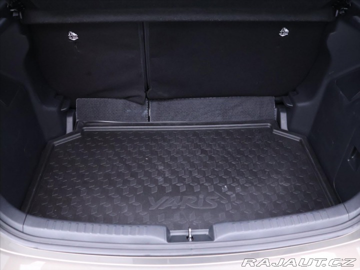 Toyota Yaris 1,5 Hybrid e-CVT CZ Style 2023