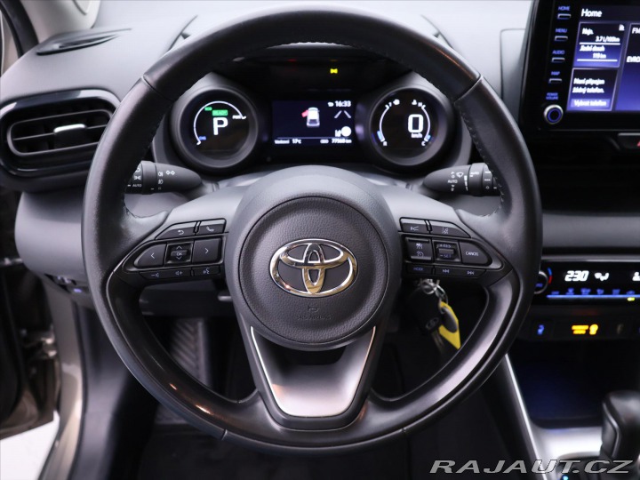 Toyota Yaris 1,5 Hybrid e-CVT CZ Style 2023