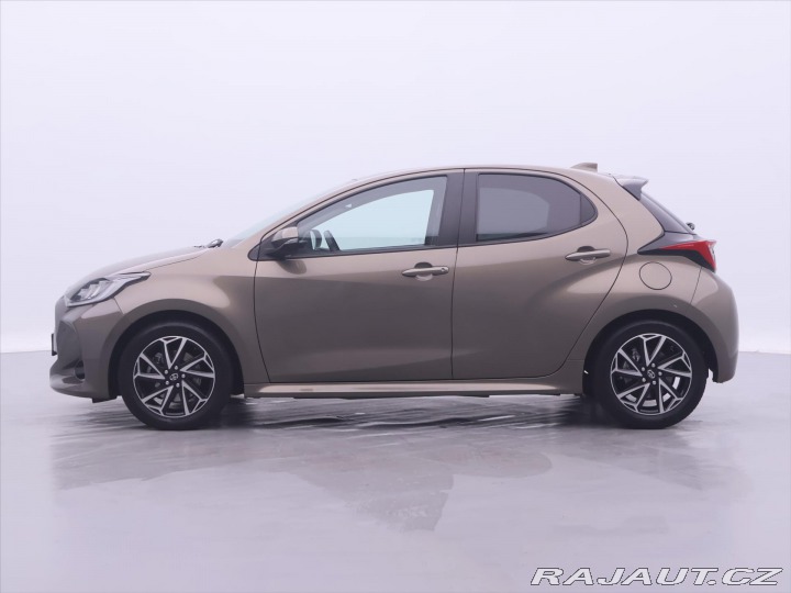 Toyota Yaris 1,5 Hybrid e-CVT CZ Style 2023