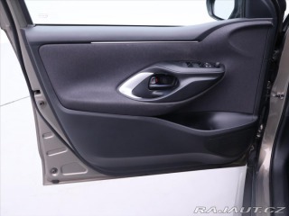 Toyota Yaris 1,5 Hybrid e-CVT CZ Style 2023
