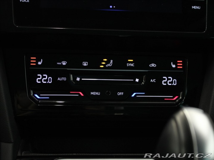 Volkswagen Passat 2,0 TDi DSG Elegance 20tk 2023