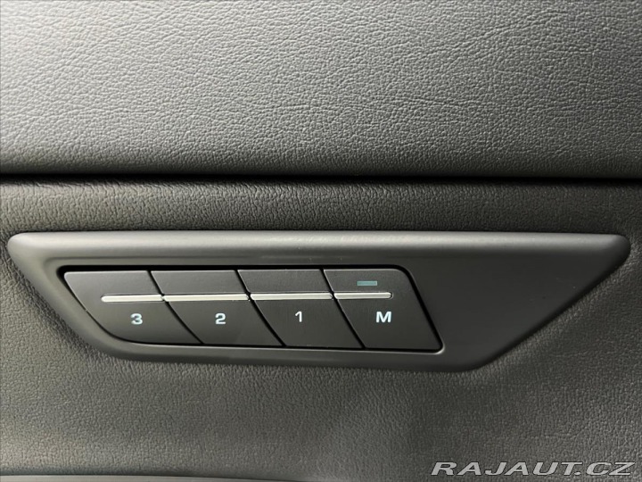 Jaguar E-Pace P250 AWD R-DYNAMIC, LED, 2019