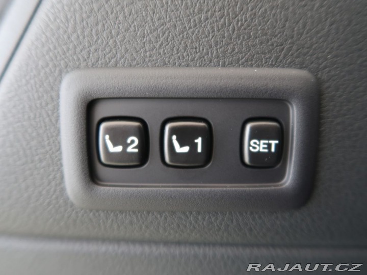 Toyota Land Cruiser 2.8D4-D,CZ,1Maj,Executive 2023