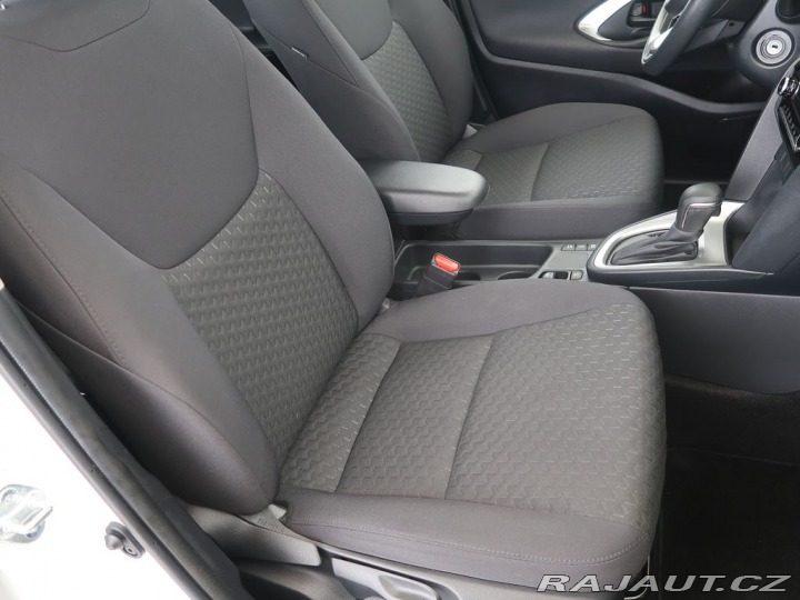 Toyota Yaris Cross 1.5Hybrid,CZ,1Maj,Comfort 2024