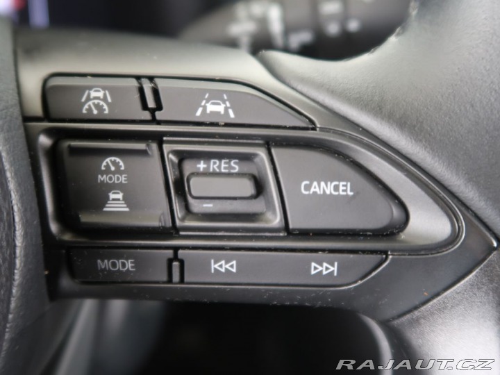 Toyota Yaris Cross 1.5Hybrid,CZ,1Maj,Comfort 2024