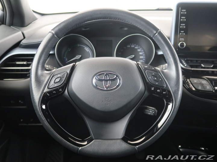 Toyota C-HR 1.8Hybrid,Cz,1Maj,Selecti 2020