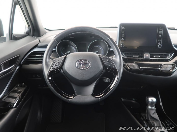 Toyota C-HR 1.8Hybrid,Cz,1Maj,Selecti 2020