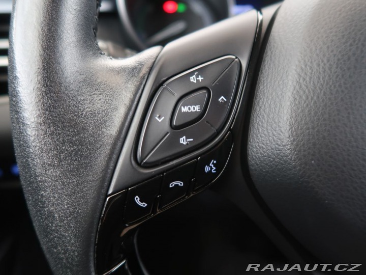 Toyota C-HR 1.8Hybrid,Cz,1Maj,Selecti 2020