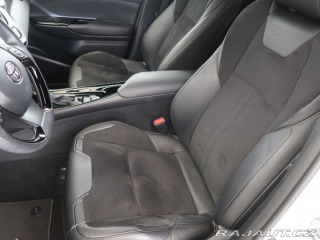 Toyota C-HR 1.8Hybrid,Cz,1Maj,Selecti 2020
