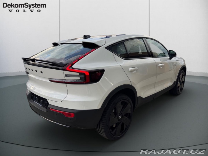 Volvo EC40 Single Range Plus Black 1 2025