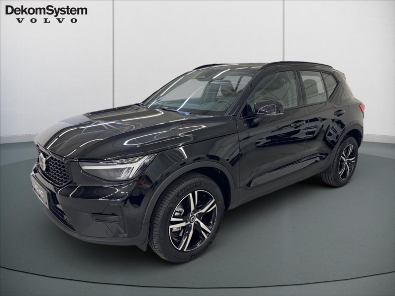 Volvo XC40 2,0 B3 FWD Plus Dark 5364