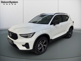 Volvo XC40 2,0 B3 FWD Plus Dark 3344