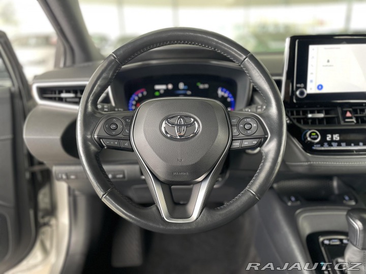 Toyota Corolla 1,8 Hybrid*SPORT*REZERVAC 2022