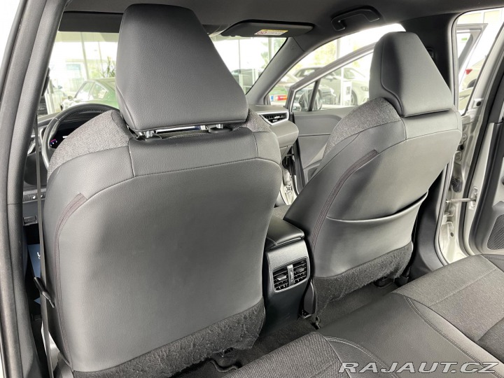 Toyota Corolla 1,8 Hybrid*SPORT*REZERVAC 2022