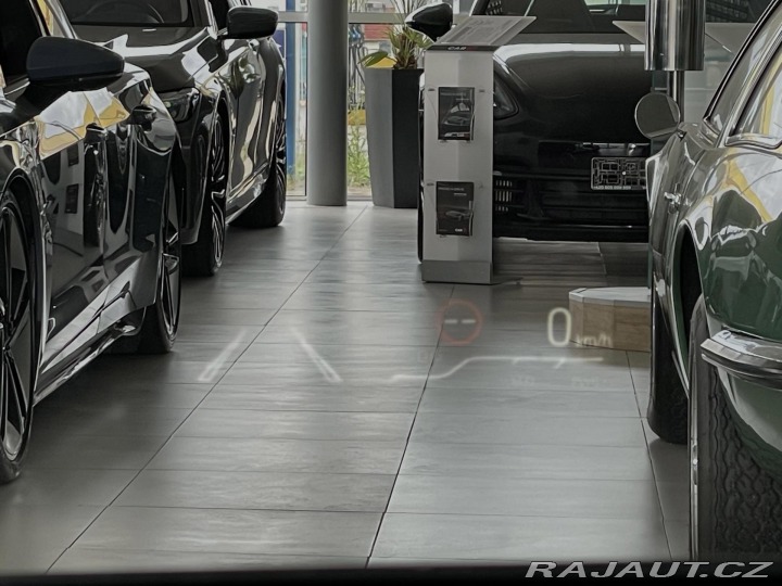 Toyota Corolla 1,8 Hybrid*SPORT*Head-Up* 2022