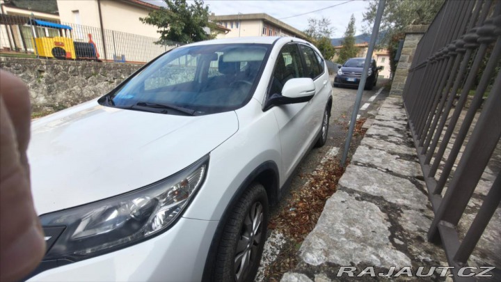 Honda CR-V 2,2 i-DTEC 4x4 Tažné bez 2015