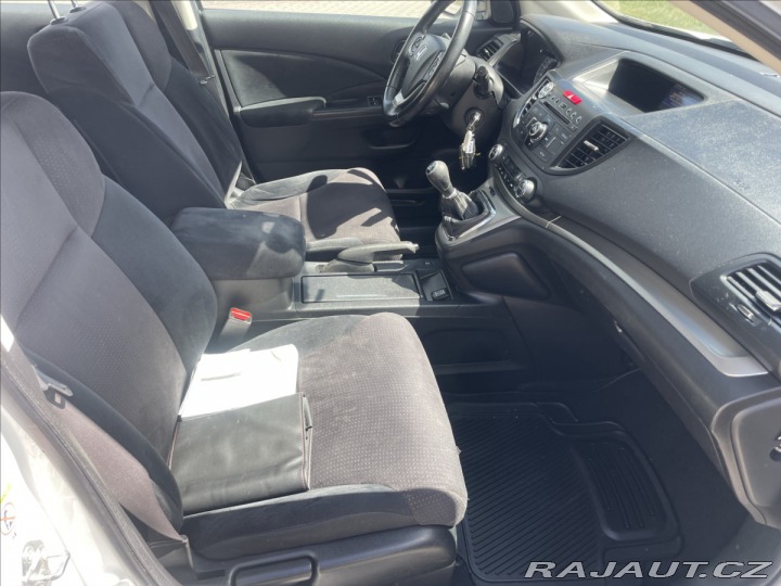 Honda CR-V 2,2 i-DTEC 4x4 Tažné Klim 2015