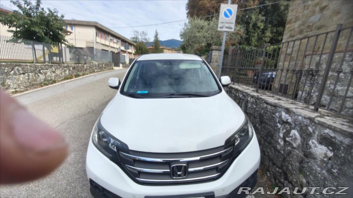 Honda CR-V 2,2 i-DTEC 4x4 Tažné bez 2015