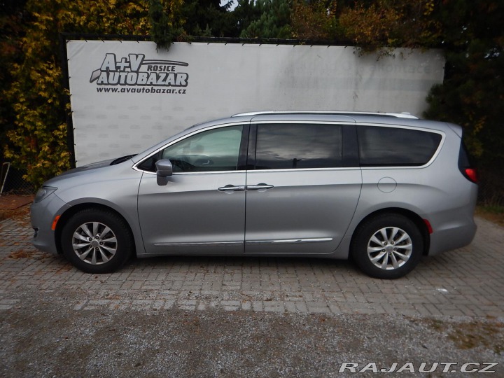 Chrysler Pacifica 3.6l, 7 MÍST, DIGIKLIMA 2019