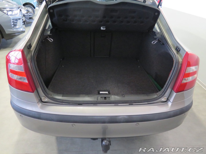 Škoda Octavia 1.6FSI,klima,výhřev,topen 2006