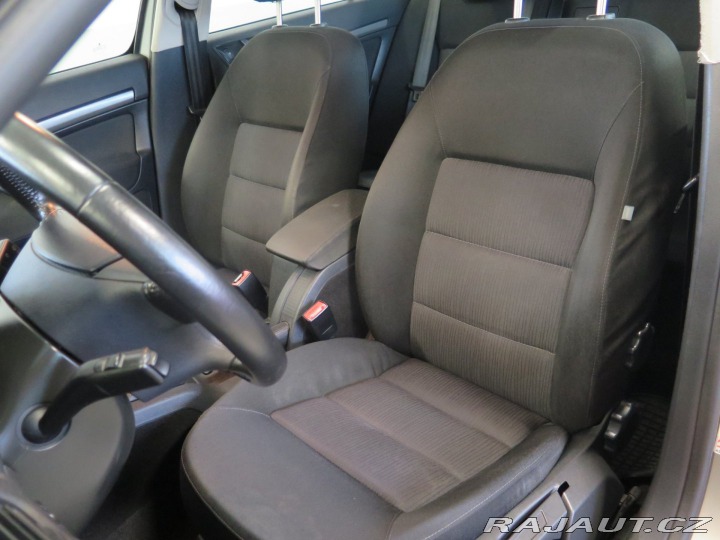 Škoda Octavia 1.6FSI,klima,výhřev,topen 2006