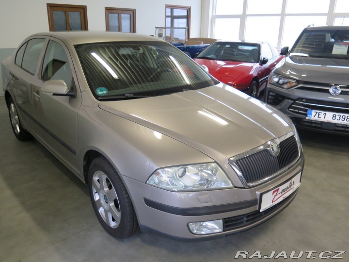 Škoda Octavia 1.6FSI,klima,výhřev,topen 2006