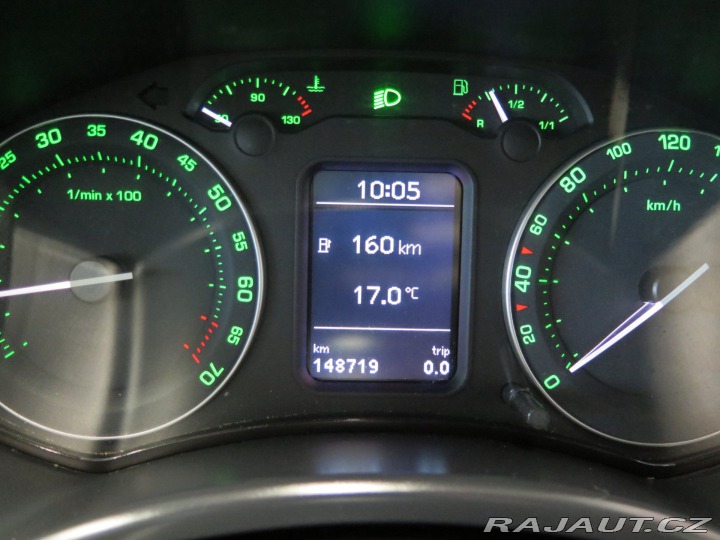 Škoda Octavia 1.6FSI,klima,výhřev,topen 2006