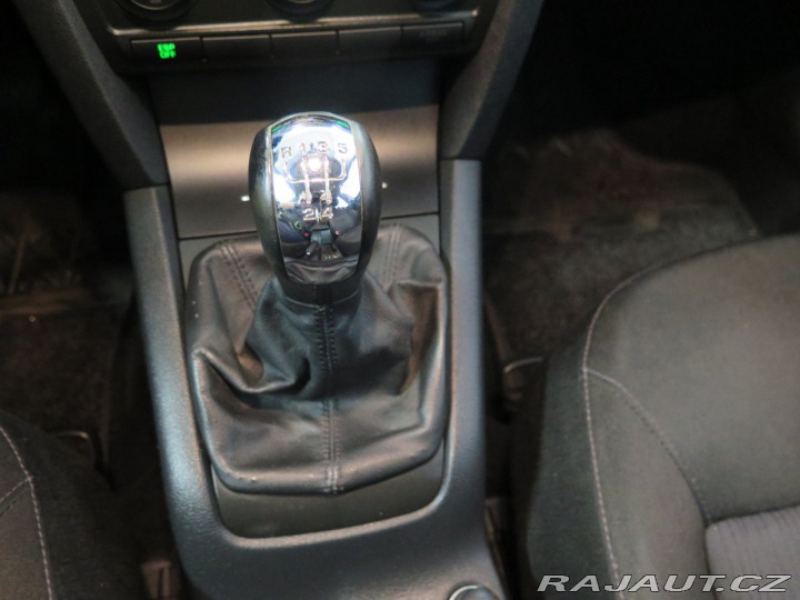 Škoda Octavia 1.6FSI,klima,výhřev,topen 2006