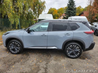 Nissan X-Trail Tekna 5 míst + BOSE 2025